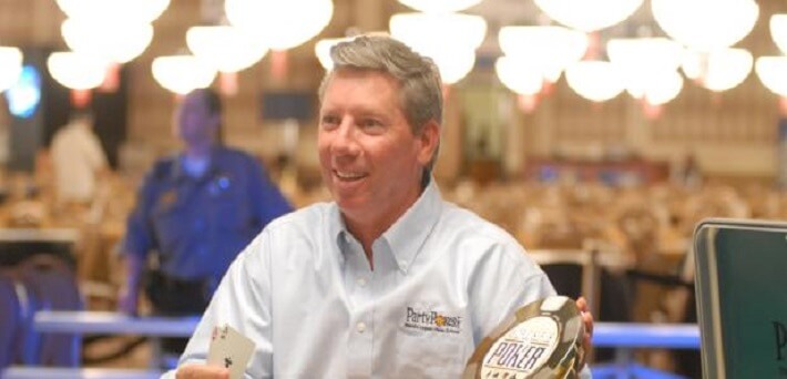 Mike Sexton ponders whether Hellmuth