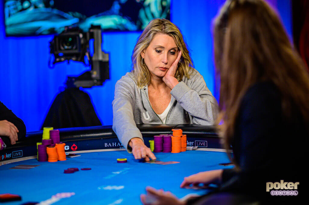 719f8444-kathy-lehne_super-high-roller-bowl_ata_3593