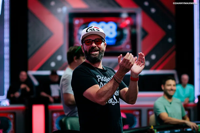 Negreanu1 Negreanu1