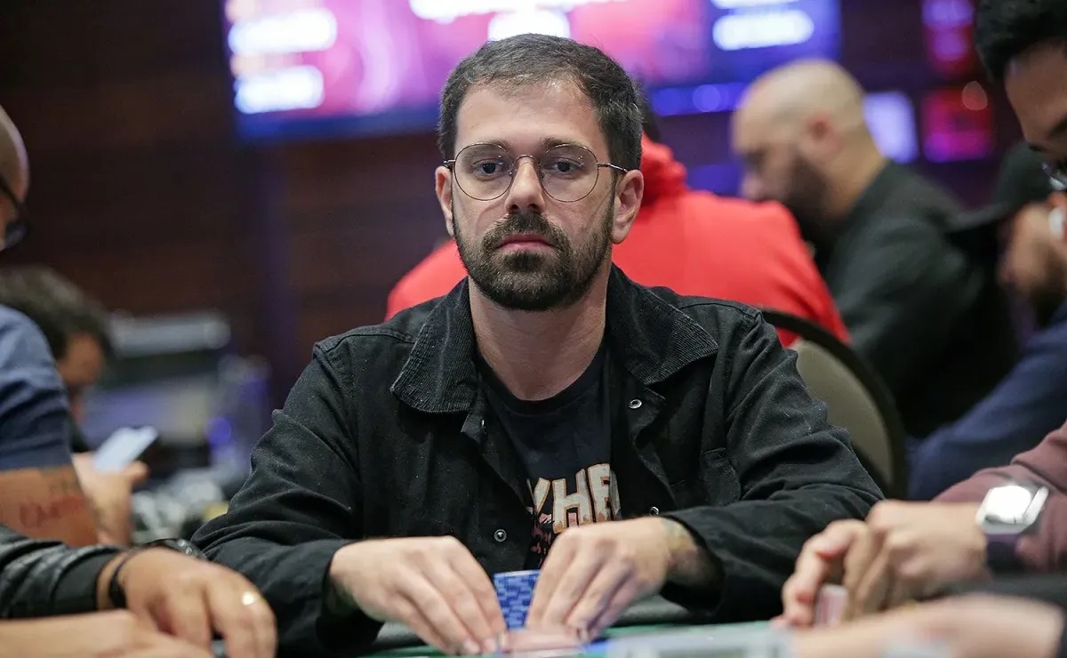 Felipe Boianovsky Felipe Boianovsky